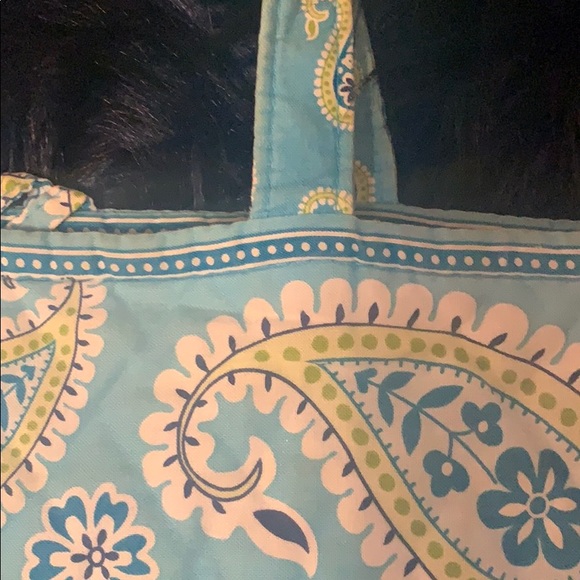 Vera Bradley tote in Great Condition - Picture 4 of 4